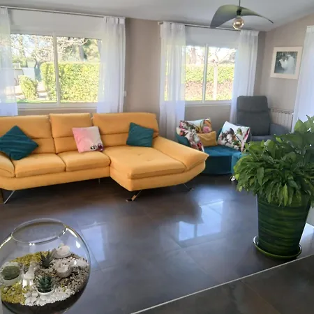 Prestigieuse Avec Piscine Privee